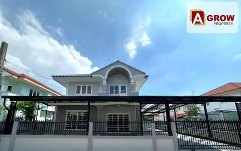 ม.เฟื้องฟ้าวิลล่า9 เฟส4 ซอย2 บ้านรีโนเวทใหม่พร้อมอยู่  เดินทางสะดวก
