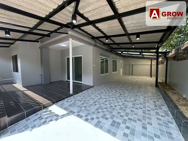 ม.พฤกษา15 หลังมุม ถนนบางพลี-ตำหรุ รีโนเวทบ้านใหม่ เดินทางสะดวก
