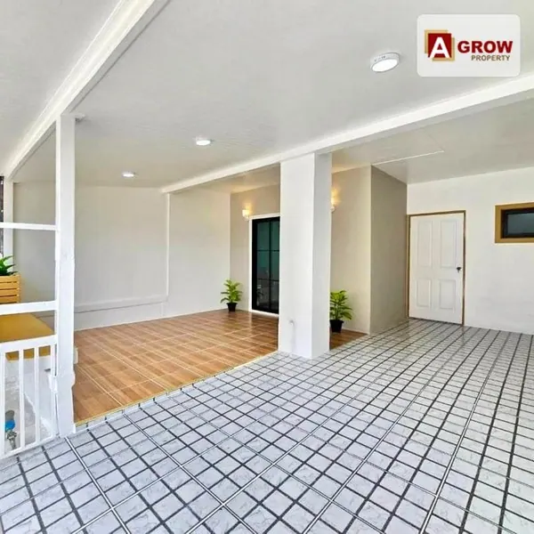 ม. พฤกษา3 ซ.138 บ้านสวยตกแต่งและรีโนเวทใหม่ทั้งหลัง พร้อมเข้าอยู่