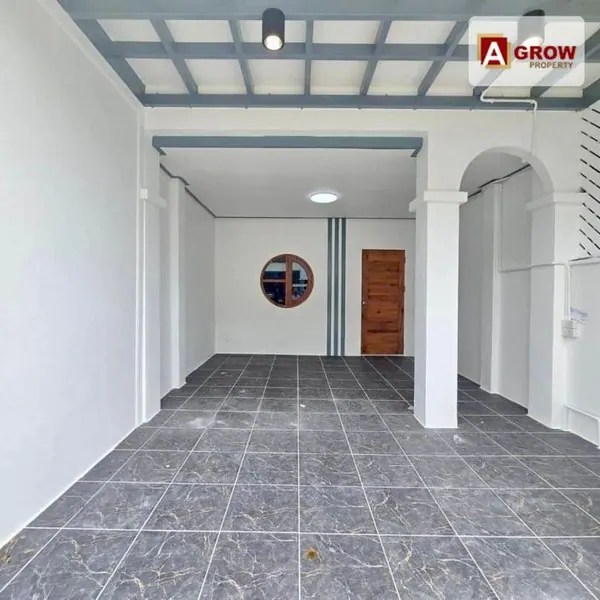 ม. ศิริรวรรณ1 (บางกร่าง26) บ้านตกแต่งใหม่ทั้งหลัง มีเทอเรสหน้าบ้าน พร้อมเข้าอยู่ได้เลย