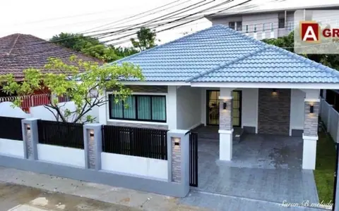 หมู่บ้าน TW เนินพลับหวาน บ้านเดี่ยวชั้นเดียวตกแต่งสวยพร้อมอยู่ แถมเฟอร์พร้อมอยู่ ทุกอย่างตามรูป หิ้วกระเป๋าเข้าอยู่ได้เลยค่ะ