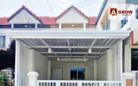 ม. ทรัพย์ดินทอง ซ.11 บ้านรีโนเวทตกแต่งพร้อมเข้าอยู่ ใกล้รถไฟฟ้าสายสีเหลืองสถานีแยกศรีเทพา