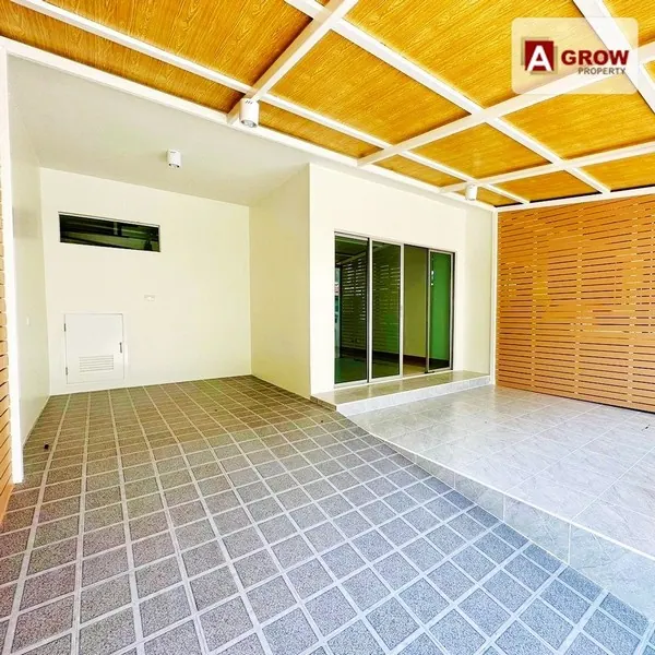 ม. เดอะคอนเนค สุวรรณภูมิ1 บ้านรีโนเวทใหม่พร้อมเข้าอยู่ได้เลย