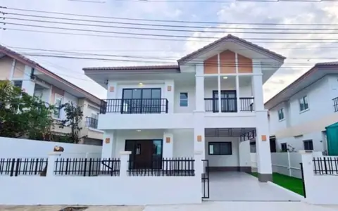 บ้านเดี่ยว 3 นอน 3 น้ำ 2 ที่จอด ไม่มีบ้านตรงข้าม ม.ทรัพย์หมื่นแสน2