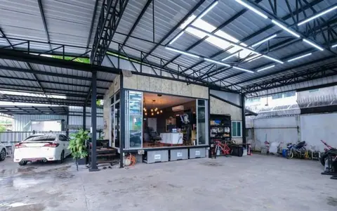 ให้เช่าโกดังพร้อมออฟฟิศ พื้นที่ 432 ตร.ม. นวมินทร์ 42 ใกล้ทางด่วน