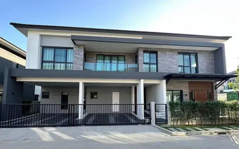 The City Bangna spacious single house near Mega Bangna