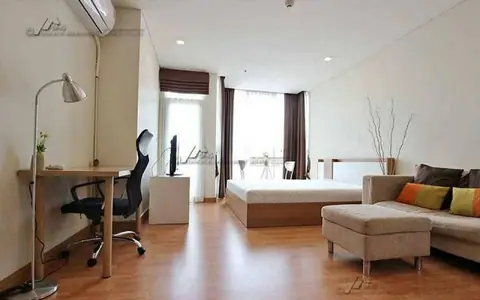 Le Luk Condominium Safe convenient clean 10th floor BTS Phra Khanong