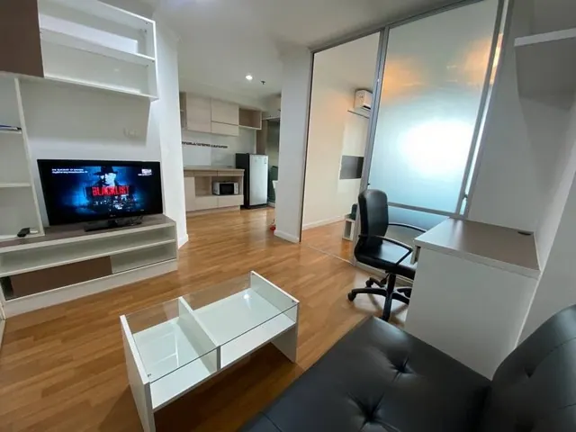 Lumpini Rama 4 Private clean comfortable 6th floor BTS Ekkamai