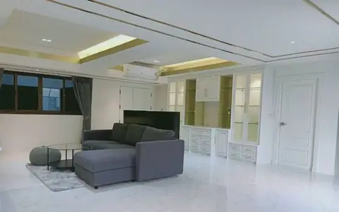 Waterford Thonglor 11 spacious clean quiet 11th floor BTS Thonglor