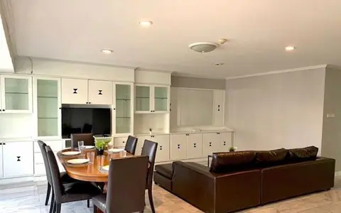 Waterford Park Thonglor clean quiet 26th floor BTS Thonglor