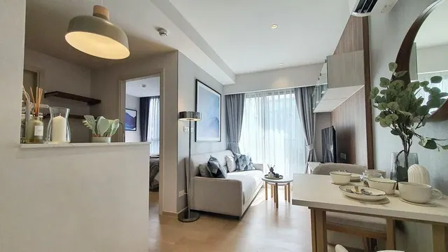 Runesu ThongLor nice convenient 5th floor BTS Thonglor