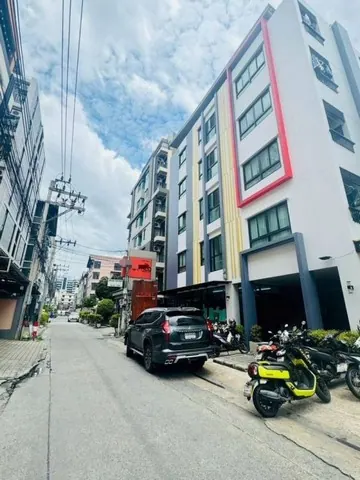 ขายอพาร์ทเม้นท์ ทำเลทอง รัชดาภิเษก ใกล้ MRT รัชโยธิน