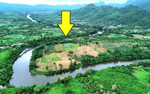 ขายที่ดินไทรโยค กาญจนบุรี ติดแม่น้ำ แควน้อย 115 ไร่ วิวสวย หน้าน้ำโค้งกว้างสวย 180 องศา ฮวงจุ้ยดี บรรยากาศดี