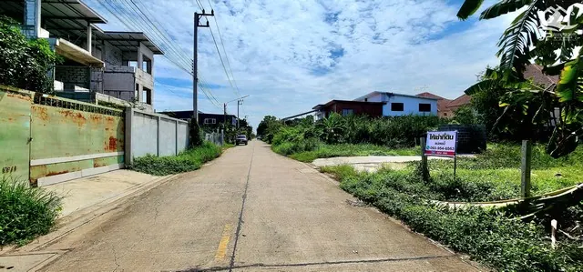 ให้เช่าที่ดิน ลำลูกกา-รังสิต คลอง4 ถนน ไสวประชาราษฏร์ ขนาด 124  ตรว  เหมาะเช่าทำโกดัง เช่าทำที่พักชั่วคราว ทำเลดี