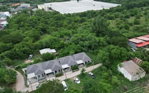 ที่ดินเหมาะสำหรับสร้างบ้าน หอพัก ตรงข้ามอุตสาหกรรมสุรนารี ห่างจากถนนราชสีมา โชคชัย 700 เมตร