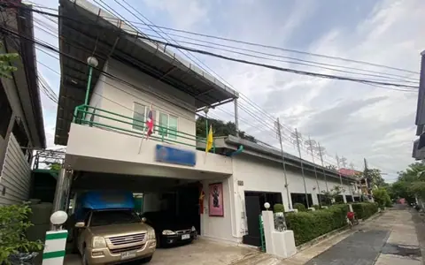 โรงงาน โรงงานอ่อนนุช ขนาด 0 Rai 1 NGAN 2 SQ.WA 1Bedroom 34000000 บาท. ไม่ไกลจาก สถานีศรีนุช คุ้มค่า