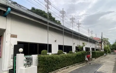 รง. โรงงานพร้อมเช่าใบ รง.4  80000 THB ใกล้ สถานีศรีนุช สวยและดี มีใบ รง.4  ใบอนุญาติต่อเติม