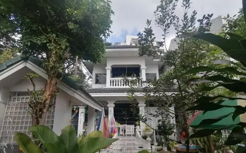 บ้าน -บ้านอารีย์ซอย5 ใหญ่ 61 Square Wah 0 Ngan 0 ไร่  30000000 THB ไม่ไกลจาก -สถานีบีทีเอส อารีย์ ราคาถูกเหลือเชื่อ กรุงเทพ