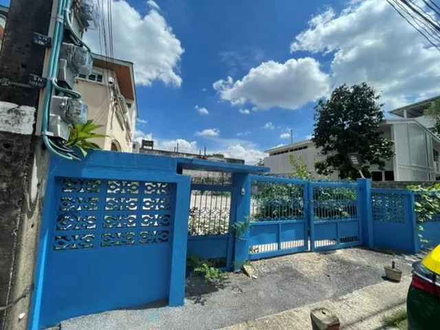 pm401 ขายด่วน ที่ดิน ที่ดินพระราม9 หลังเดอะไนน์   25000000 -  ขนาดพื้นที่ 0 Rai 1 NGAN 3 Square Wah สวยและดี