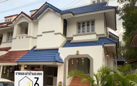 ให้เช่าบ้านแฝดพร้อมเฟอร์นิเจอร์ครบ  ใกล้หาดสวนสน ระยอง