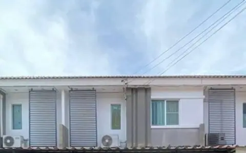 ขาย/ให้เช่าทาวเฮ้าส์ 2 ชั้น บ้านพฤกษา 86/1ลาดกระบัง 54 ถนนศรีวารีน้อย บางเสาธง บางพลี สุมทรปราการ