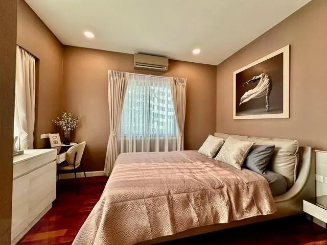 ให้เช่าบ้านเดี่ยว 2 ชั้น สุดหรู 720 ตร.ม 5-6 ห้องนอน หมู่บ้าน เพอร์เฟค มาสเตอร์พีซ สุขุมวิท 77 เฟส 1 พร้อมสระว่ายน้ำหรู ติดโรบินสันลาดกระบัง