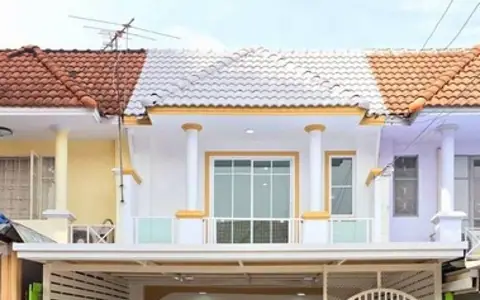 ขายด่วนทาวเฮ้าส์ สวยพร้อมอยู่ หมู่บ้านบัวทอง4 รีโนเวทสภาพนางฟ้า