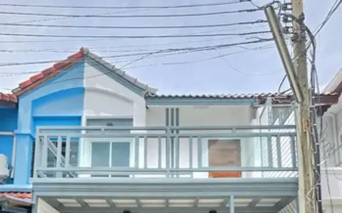 ขายทาวน์เฮ้าส์หมู่บ้านศิริวรรณ1สวยพร้อมอยู่สภาพนางฟ้า