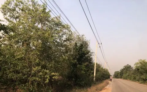 ทำเลดีงามเจ้าของเสนอเงื่อนไขพิเศษ ที่ติดทางหลวง1107 บ้านตาก จ.ตาก คมนาคมสะดวกมาก 36 ไร่เศษ อ.บ้านตาก  จ.ตาก  ติด ทล.1107 โทร 0837124115