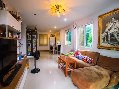 ขายด่วนถูกมาก !! บ้านเดี่ยวหลังมุม สภาพแวดล้อมดี 58 ตร.วา ใช้สอย 260 ตร.ม. หมู่บ้านเดอะทรัสต์ วิลล์ วัชรพล-หทัยราษฎร์ ราคาดีที่สุด