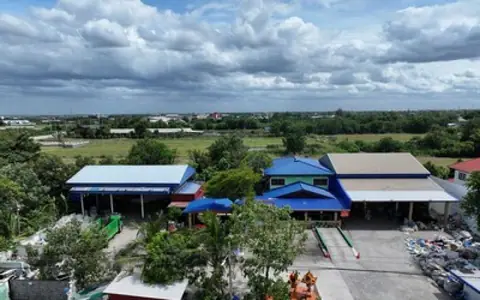 Land with warehouse and house for sale in Bang Len, Nakhon Pathom, 2 rai