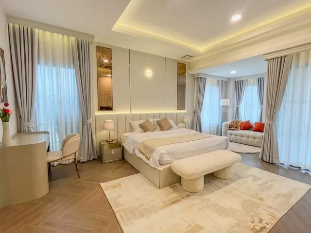 LV53522 ให้เช่า บ้านเดี่ยว นันทวัน พระราม 9 – กรุงเทพกรีฑาตัดใหม่ บ้านสไตล์ฝรั่งเศสผสมผสานใกล้โรงเรียนนานาชาติชั้นนำ