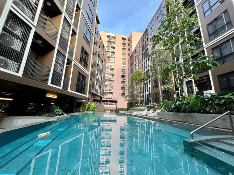ให้เช่าคอนโด The Shade Sathorn 40 ตร.ม. 20,000 tel.0958195559