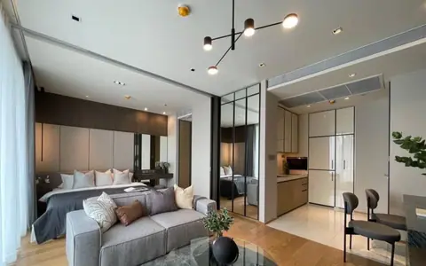 Vาย เช่า BEATNIQ Sukhumvit 32 16mb. 50,000/m. Tel.Uri 0958195559