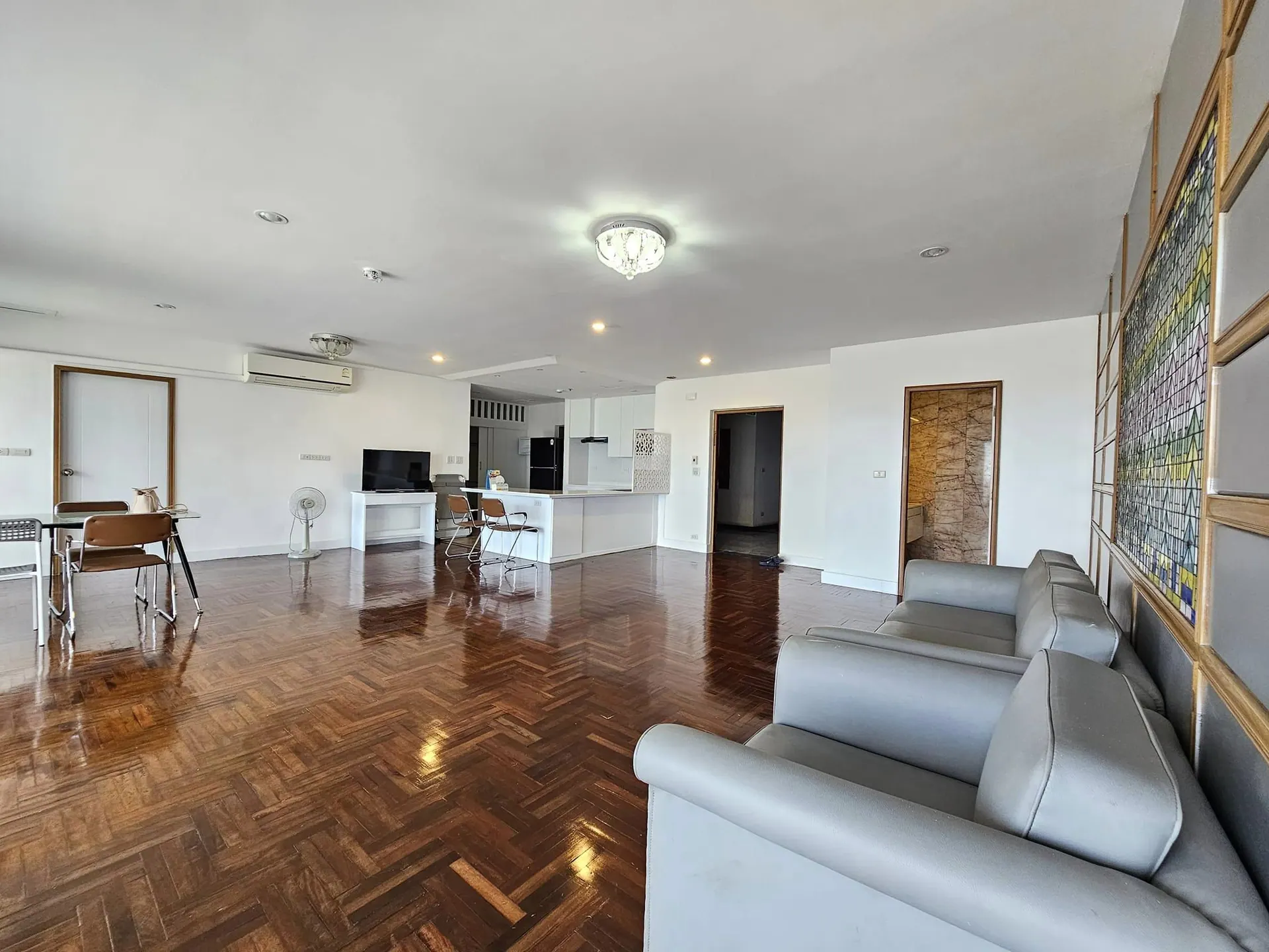 condo Saichol Mansion สายชล แมนชั่น 169ตร.-ม. 3 ห้องนอน 3 BATHROOM   ครบครัน กรุงเทพ