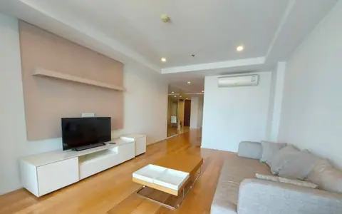 ขาย ต่ำกว่าราคาตลาด 15 Sukhumvit Residence สุขุมวิท 15 ไกล้ BTS Nana เพียง 5 นาที และ MRT สุขุมวิท