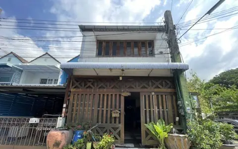 ขายด่วน! ทาวน์เฮาส์หลังมุม ใหญ่ที่สุดในหมู่บ้านบุษบาวิลล์ 3 ห้องนอน 2 ห้องน้า ซ.บางรักน้อย ท่าอิฐ นนทบุรี