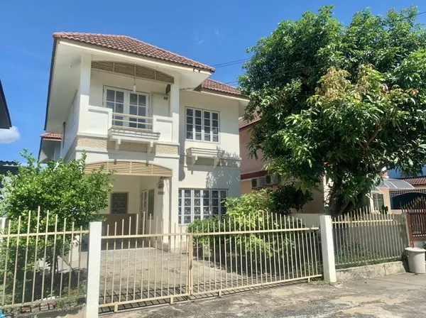 ขายบ้านแฝดสไตล์บ้านเดี่ยว ย่านคลองหลวง หมู่บ้านพรธิสาร 8 ซอย 13 ตำบลคลองเจ็ด อำเภอคลองหลวง จ.ปทุมธานี
