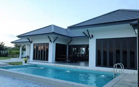ขายบ้านเดี่ยว1ชั้นพร้อมที่ดิน1ไร่ สไตล์พูลวิลล่า บ้านสวย น่าอยู่ อำเภอชะอำ จังหวัดเพชรบุรี
