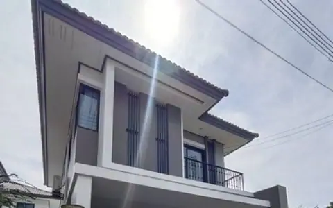 92224 - ขายบ้านแฝดหมู่บ้านกรีนเนอร์รี่ ทิวา ปิ่นเกล้า-สาย5สิ่งแวดล้อมดี เดินทางสะดวก อยู่ใกล้ตลาดน้ำดอนหวาย ใกล้ถนนเส้นบรมราชชนนีเพียง 1 กม