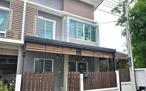 ขายทาวน์เฮาท์หลังริม โครงการ BTN Resident บางบัวทอง