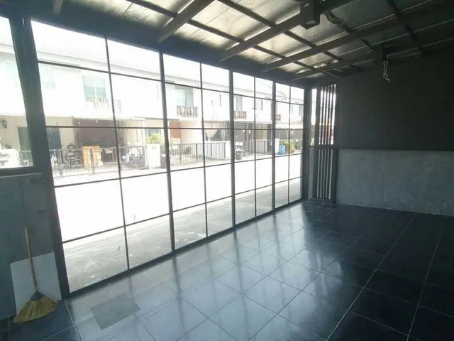 Hot Sale!! ขายถูกสุดในโครงการ ทาวน์เฮ้าส์ 2 ชั้น 28.1 ตร.ว. หมู่บ้านพฤกษา118 เลียบวารี-มีนบุรี ใกล้แม็คโครหนองจอก