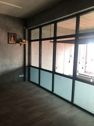 two-unit commercial building at Khlong Si Mueang Mai Market for sale
