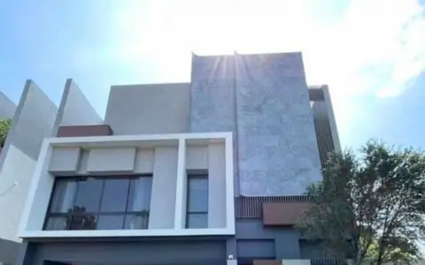 ให้เช่าบ้านเดี่ยว 3 ชั้น ม.Bugaan กรุงเทพกรีฑา ตกแต่งพร้อมเฟอร์นิเจอร์