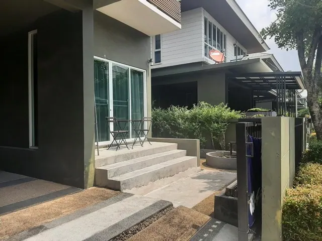 ขายบ้านเดี่ยว 2 ชั้น ม.นารา โบทานิค ศรีนครินทร์ พร้อมเฟอร์นิเจอร์