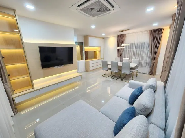 ให้เช่าบ้านแฝด 2 ชั้น ม.โกลเด้น นีโอ สุขุมวิท-ลาซาล ใกล้ BTS สำโรง