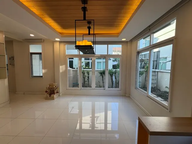 ขายและให้เช่า บ้านเดี่ยว 2 ชั้น ม.รสา สแปนิช คอร์ทยาร์ด เกษตร-นวมินทร์
