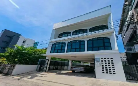 ขายสำนักงาน กรุงเทพ ทำเลโฮมออฟฟิศที่หาไม่ได้อีกแล้วในย่านลาดพร้าวซอย 1