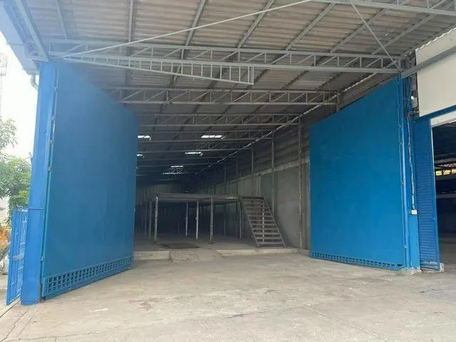 ให้เช่า โกดังพร้อมออฟฟิศ 2 ชั้นในตัวอาคาร รีโนเวทใหม่ ถนนเพชรเกษม บางแค