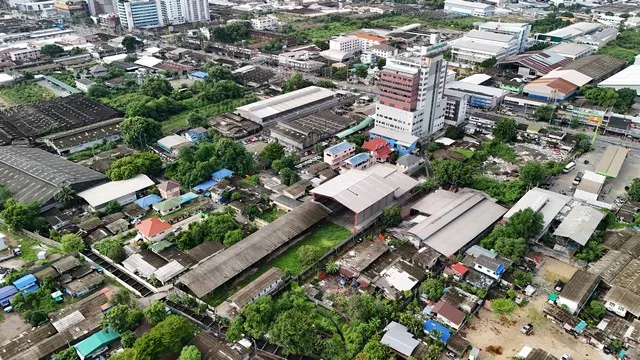 ที่ดินถนนปูเจ้าสมิงพราย พร้อมลานจอดรถและออฟฟิศ เนื้อที 986 ตารางวา
